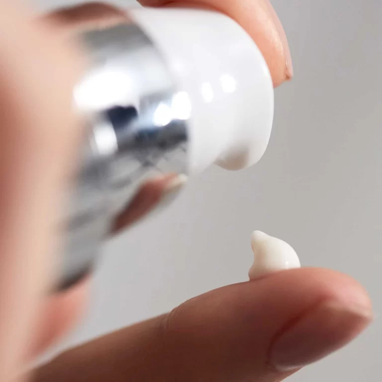 LÀM SAO ĐỂ TRẺ HƠN 10 TUỔI