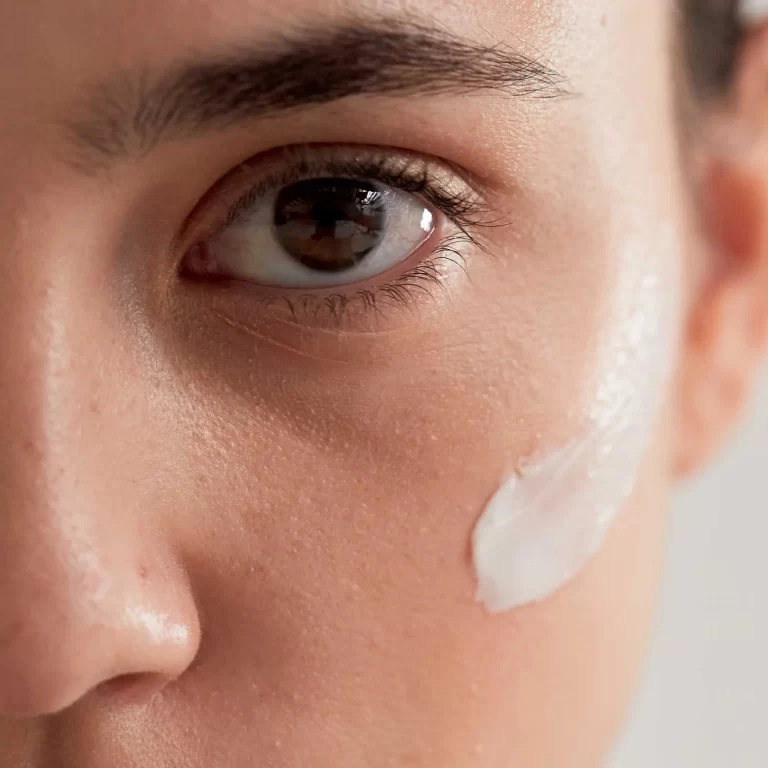 LÀM SAO ĐỂ TRẺ HƠN 10 TUỔI